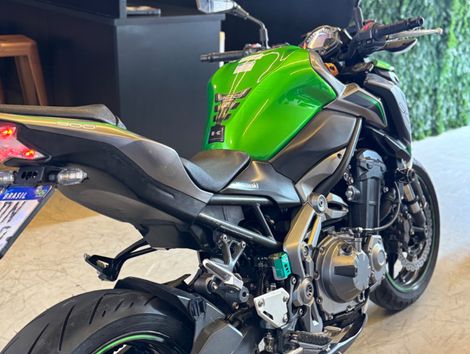 KAWASAKI Z 900