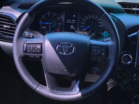 Toyota Hilux CD Conquest 4x4 2.8  Die.Aut