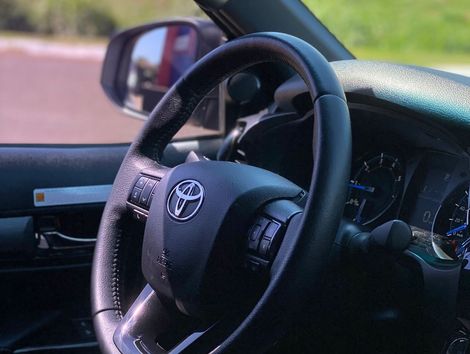 Toyota Hilux CD Conquest 4x4 2.8  Die.Aut