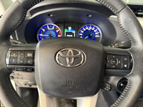 Toyota Hilux CD SRX 4x4 2.8 TDI 16V Diesel Aut.