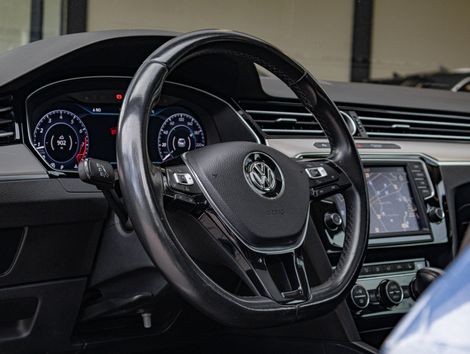 VolksWagen Passat Highline 2.0 TSI 220cv Tip.