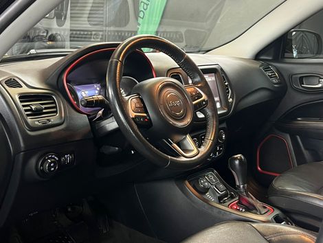 Jeep COMPASS TRAILHAWK 2.0 4x4 Dies. 16V Aut.
