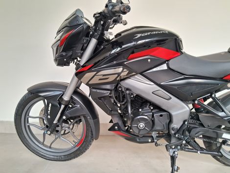 BAJAJ DOMINAR NS160