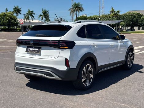 VolksWagen Nivus Highline 1.0 200 TSI Flex Aut.