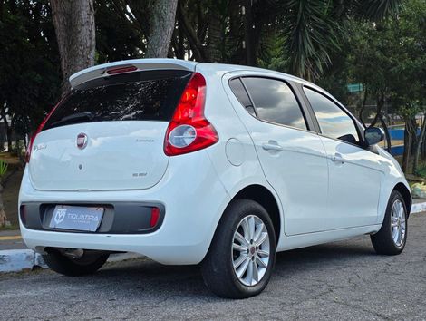 Fiat Palio ESSENCE 1.6 Flex 16V 5p