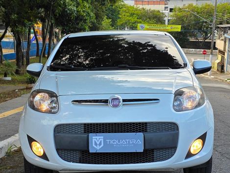 Fiat Palio ESSENCE 1.6 Flex 16V 5p