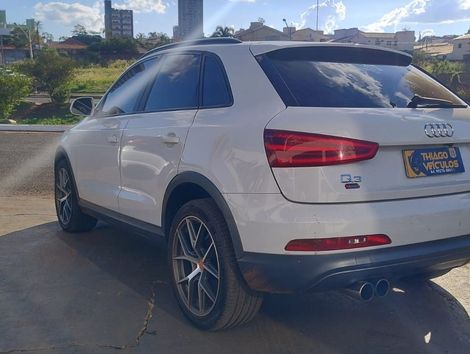 Audi Q3 2.0 TFSI Quat. 211/220cv S-tronic 5p