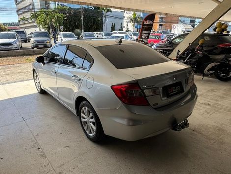 Honda Civic Sedan LXS 1.8/1.8 Flex 16V Aut. 4p