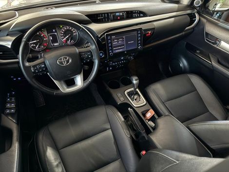 Toyota Hilux CD SRX 4x4 2.8 TDI 16V Diesel Aut.