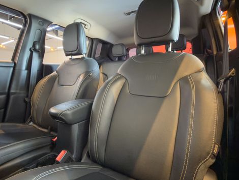 Jeep Renegade Sport T270 1.3 TB 4x2 Flex Aut.