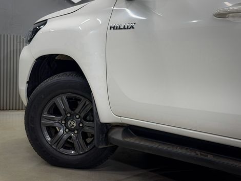 Toyota Hilux CD SR 4x4 2.8 TDI Diesel Aut.