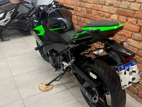 KAWASAKI NINJA 400