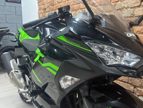 KAWASAKI NINJA 400