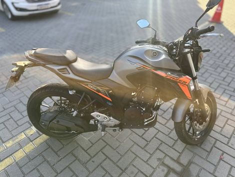 YAMAHA FZ25 250 FAZER CONNECTED
