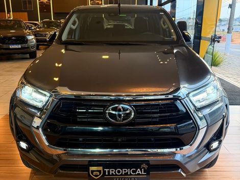 Toyota Hilux CD SRX Plus 4x4 2.8 TDI Die. Aut.
