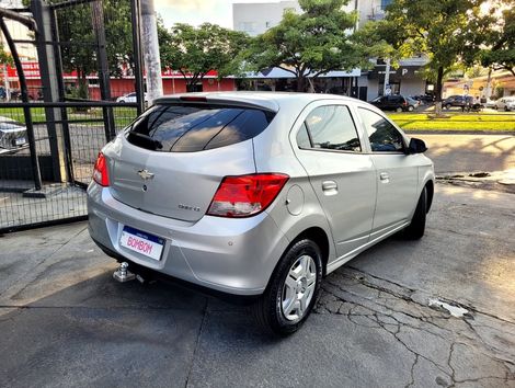 Chevrolet ONIX HATCH LT 1.0 8V FlexPower 5p Mec.