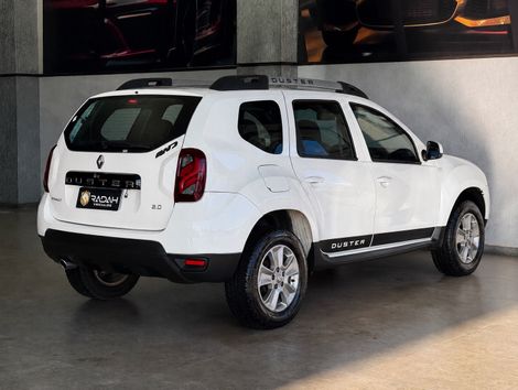 Renault DUSTER Dynamique 4x4 2.0 Hi-Flex 16V Mec