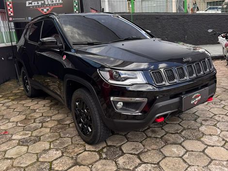 Jeep COMPASS TRAILHAWK 2.0 4x4 Dies. 16V Aut.