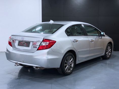 Honda Civic Sedan LXR 2.0 Flexone 16V Aut. 4p