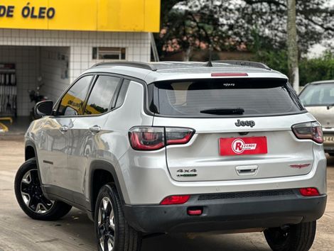 Jeep COMPASS TRAILHAWK 2.0 4x4 Dies. 16V Aut.