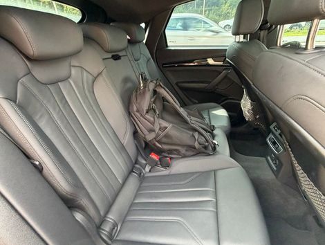 Audi Q5 SB Perf. 2.0 TFSIe S.Tr. Qt (Hib.)