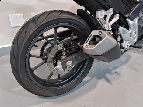 HONDA CB 300F Twister Flex