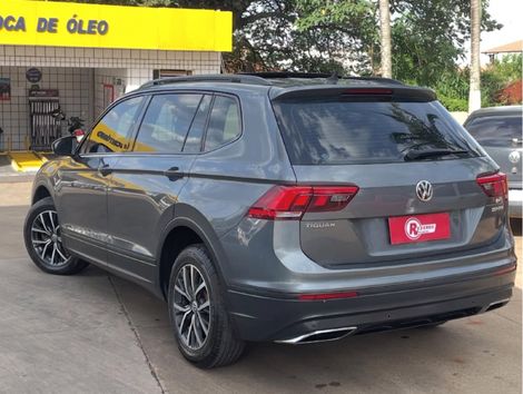 VolksWagen TIGUAN Allspac Comf 250 TSI 1.4 Flex