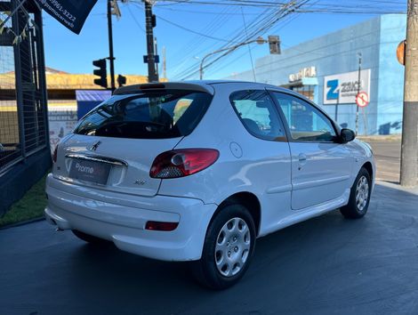 Peugeot 207 XR 1.4 Flex 8V 3p