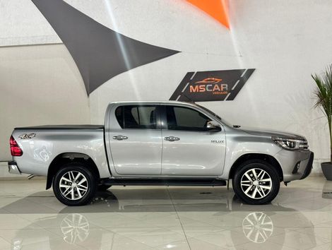 Toyota Hilux CD SRX 4x4 2.8 TDI 16V Diesel Aut.