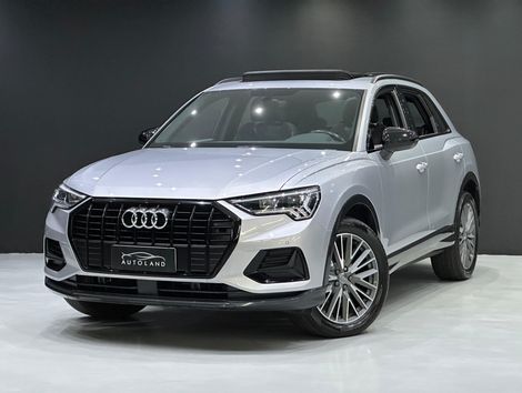 Audi Q3 Black Ed. 1.4 TFSI Flex/Black S-tron.
