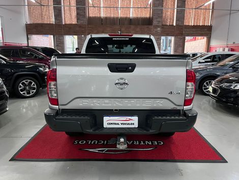 Nissan Frontier S CD 4x4 2.3 TB Diesel Mec.