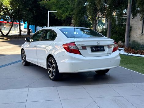 Honda Civic Sedan LXS 1.8/1.8 Flex 16V Aut. 4p