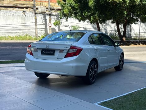 Honda Civic Sedan LXS 1.8/1.8 Flex 16V Aut. 4p