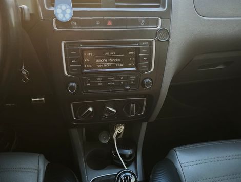 VolksWagen Fox Highline1.6 Flex 16V 5p