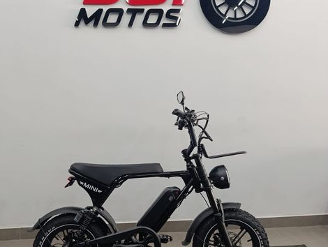V8 ULTRA MINI V8 ULTRA MINI 02