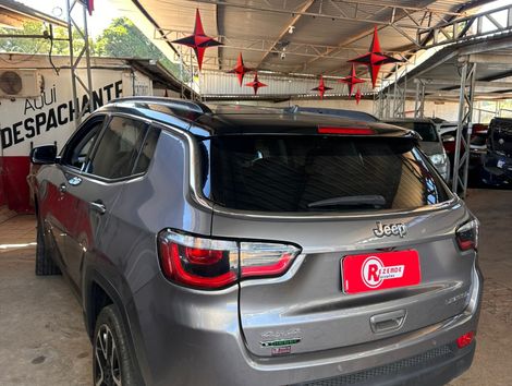 Jeep COMPASS LONGITUDE 2.0 4x2 Flex 16V Aut.