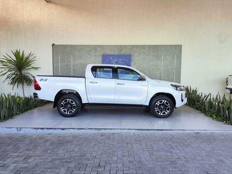 Toyota Hilux CD SRX 4x4 2.8 TDI 16V Diesel Aut.