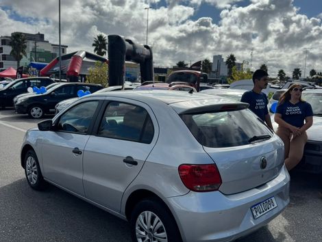 VolksWagen Gol (novo) 1.0 Mi Total Flex 8V 4p