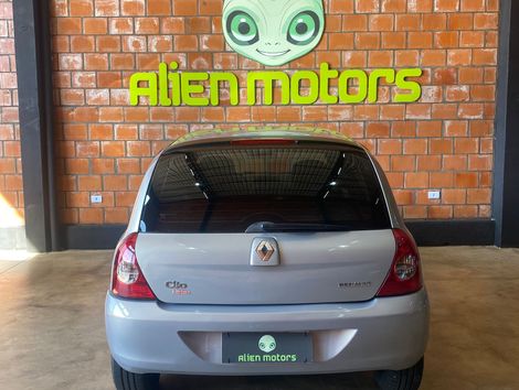 Renault Clio Expression Hi-Flex 1.0 16V 5p