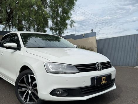 VolksWagen JETTA Comfortline 2.0 T.Flex 8V 4p Tipt.