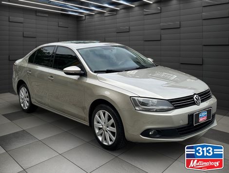 VolksWagen JETTA Comfortline 2.0 T.Flex 8V 4p Tipt.
