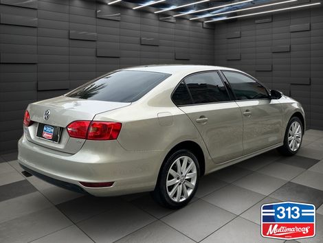 VolksWagen JETTA Comfortline 2.0 T.Flex 8V 4p Tipt.