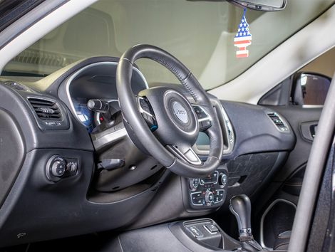 Jeep COMPASS LONGITUDE 2.0 4x2 Flex 16V Aut.