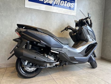 DAFRA CRUISYM 300 