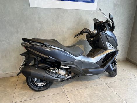 DAFRA CRUISYM 300 