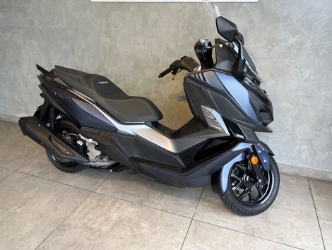 DAFRA CRUISYM 300 