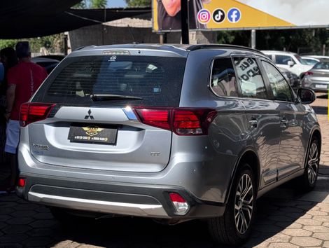 Mitsubishi OUTLANDER 3.0/ GT 3.0 V6 Aut.