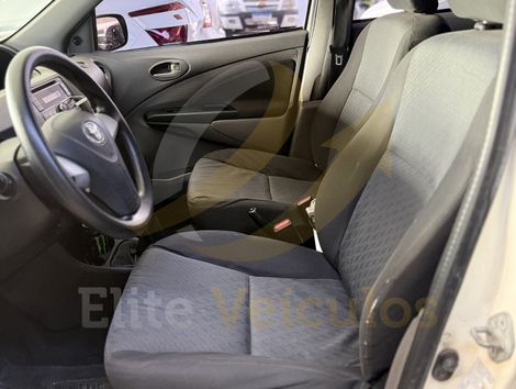 Toyota ETIOS X Sedan 1.5 Flex 16V 4p Mec.