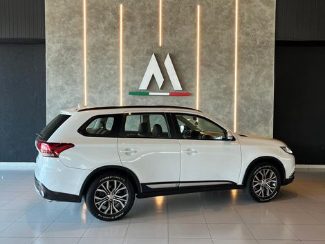 Mitsubishi OUTLANDER 2.0 16V 160cv Aut.
