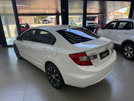 Honda Civic Sedan LXR 2.0 Flexone 16V Aut. 4p